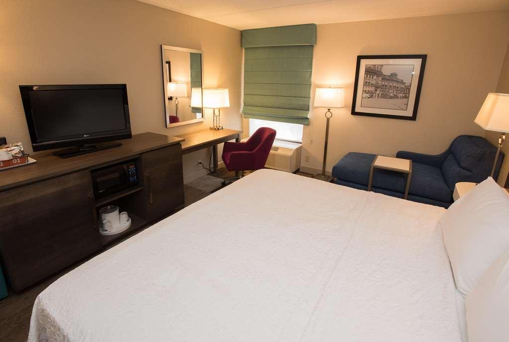 Hampton Inn Wooster Phòng bức ảnh