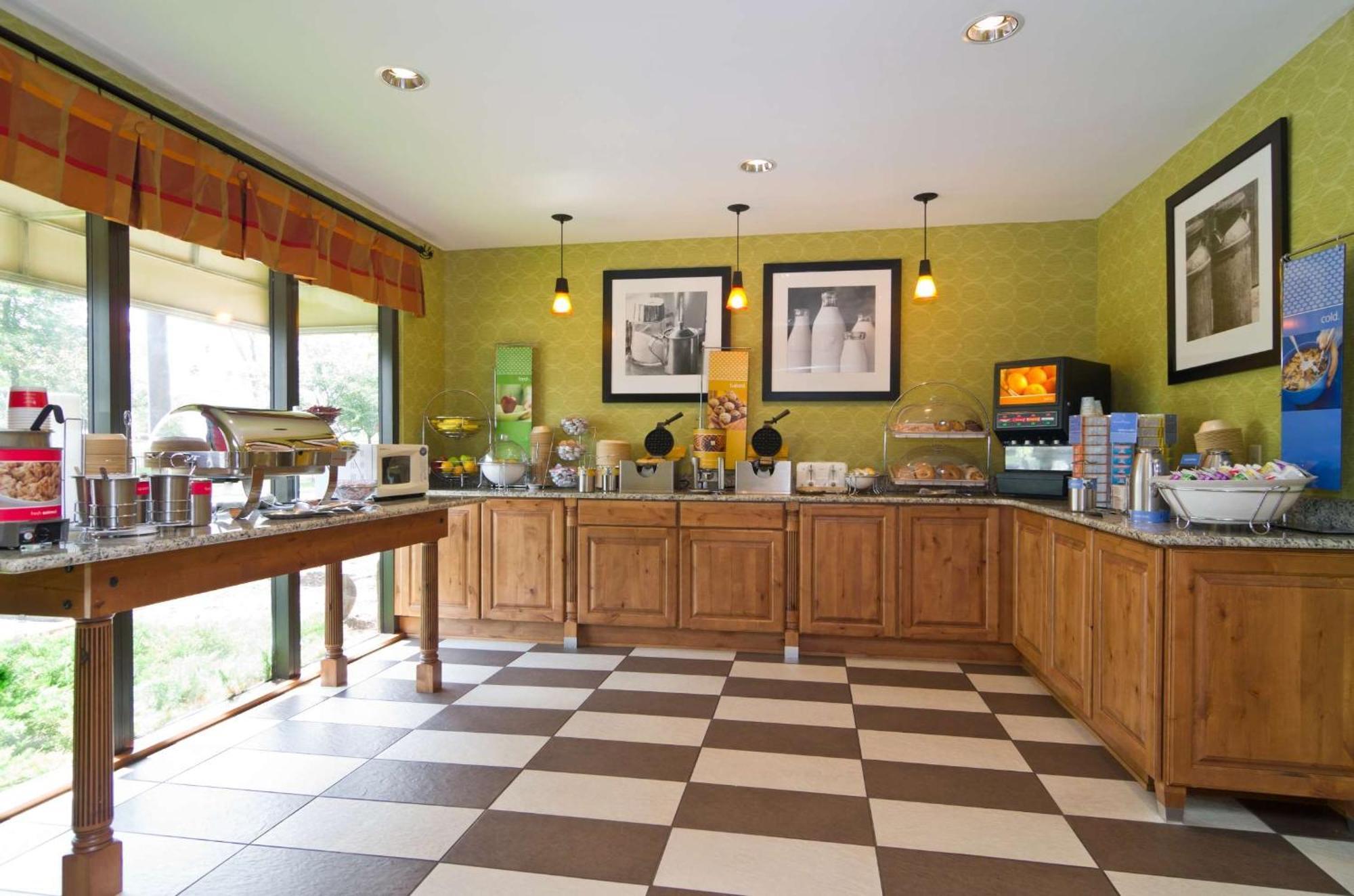 Hampton Inn Wooster Ngoại thất bức ảnh